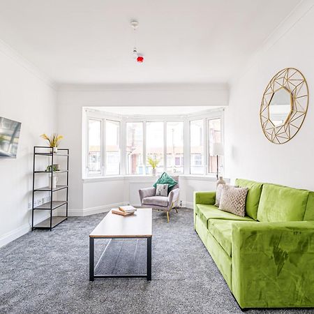 Luxury Apartments In Margate Centre Экстерьер фото