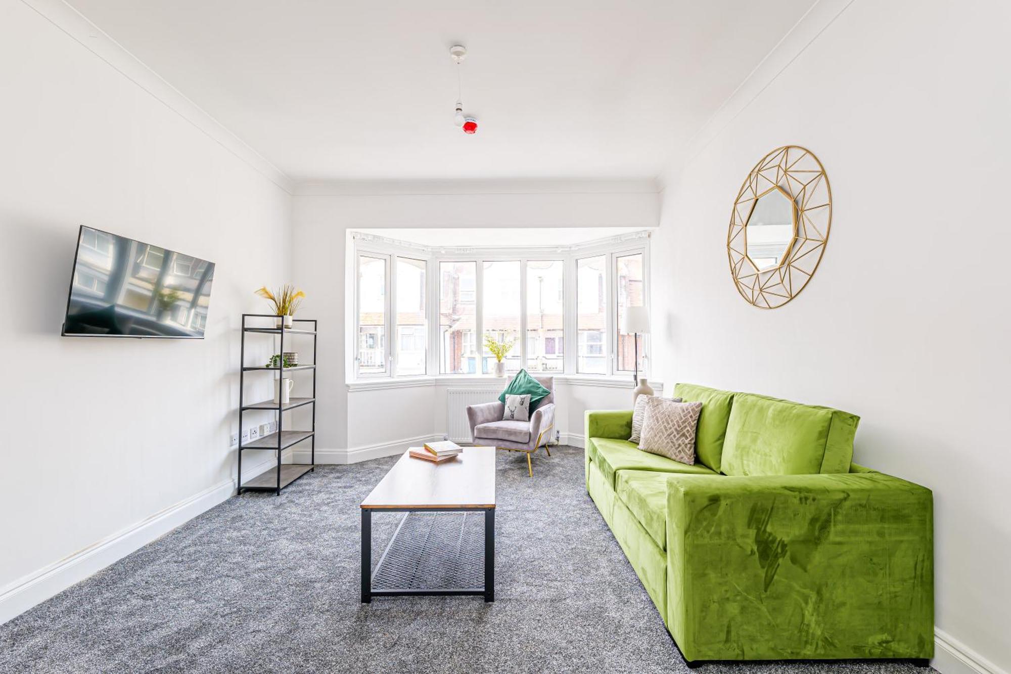 Luxury Apartments In Margate Centre Экстерьер фото